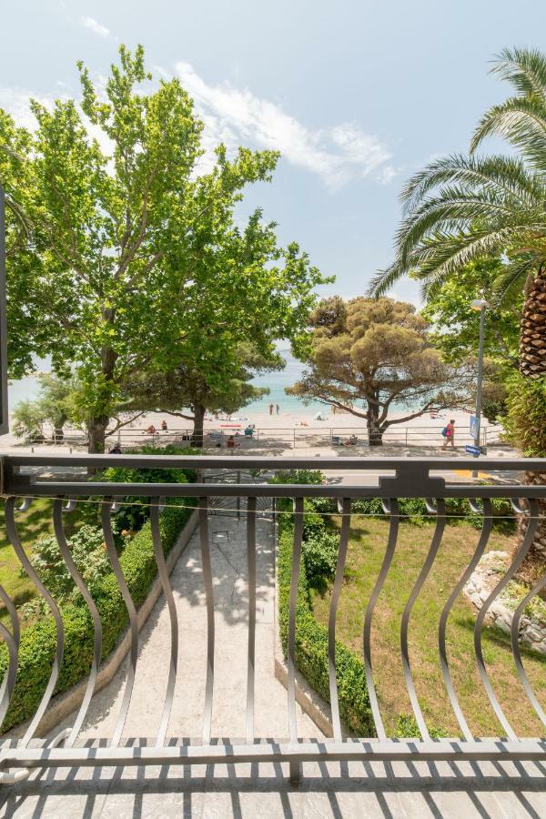 Guesthouse On The Beach Baska Voda Bagian luar foto